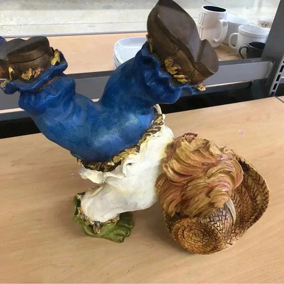 Vintage resin Statues /dolls. Set includes two 14-inch Raggedy Ann figures - Picture 7 of 9